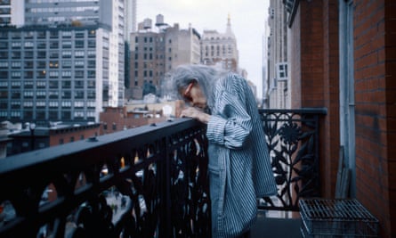 Bettina Grossman, artiste et résidente de l'hôtel.