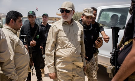 Abu Mahdi al-Muhandis meets with Iraqi force near Ba’aj.