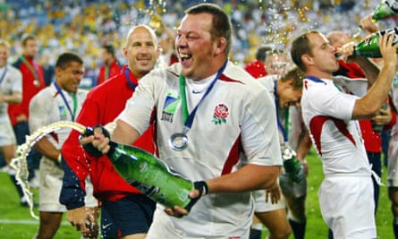 Steve Thompson celebrates winning the 2003 World Cup final