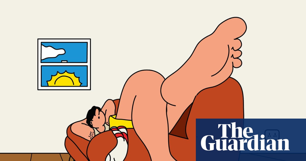 You be the judge: should my brother stop hogging the living room while staying in my flat?
