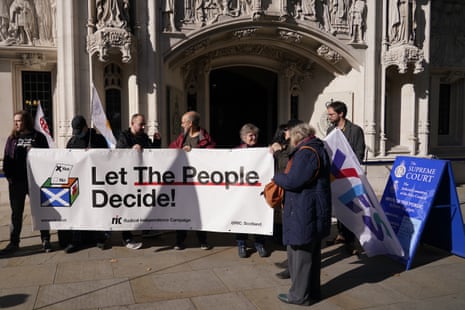 Pro-independence campaigners outside the supreme court in London this morning.