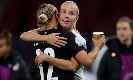 Holding a coffee through the game can’t have helped Austria's Laura Wienroither.