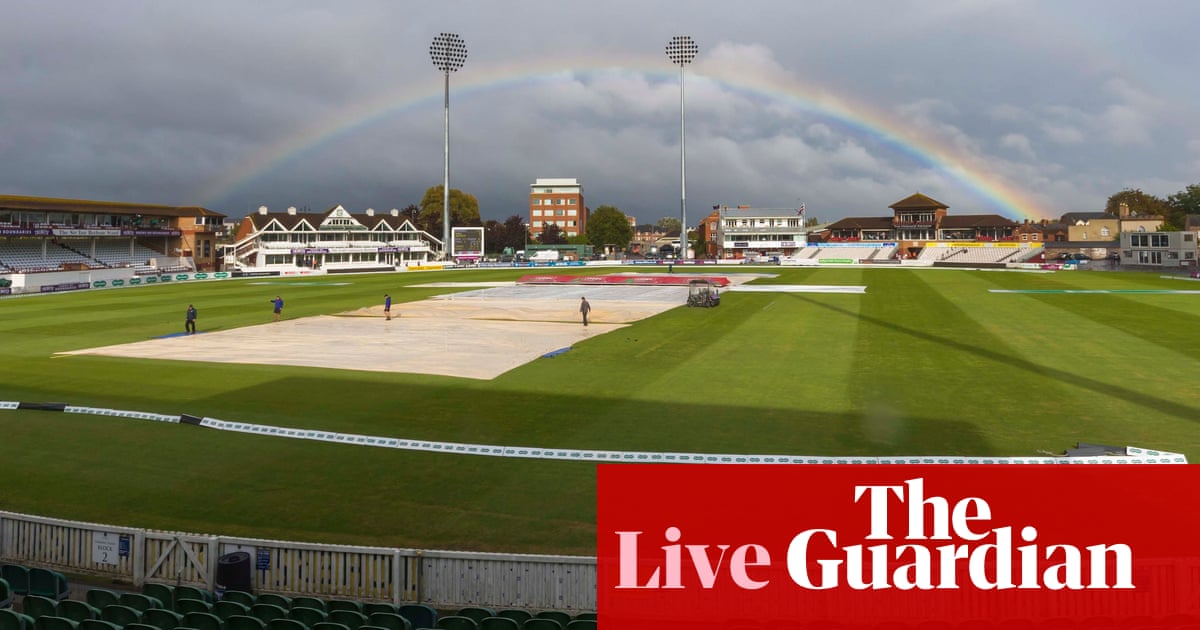 County cricket: Somerset v Essex title decider, day two – live!