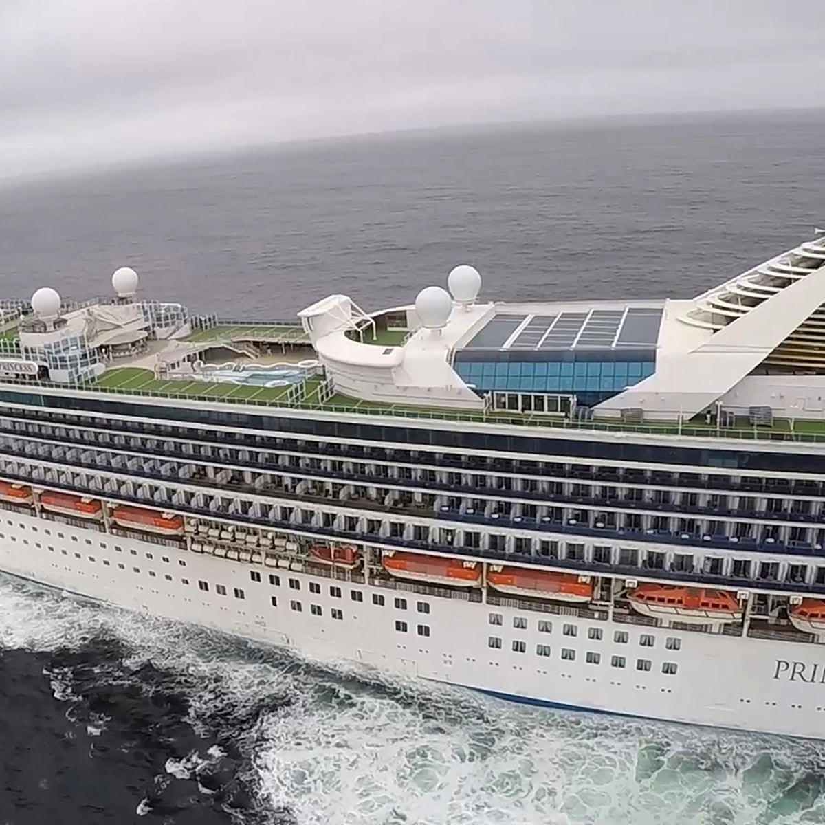 Coronavirus Stranded Ship To Dock In Oakland As Sister Ship In Florida Ordered To Wait Coronavirus The Guardian