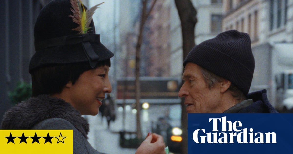 Late Fame review – Willem Dafoe is a natural poet in a slice-of-life New York fable