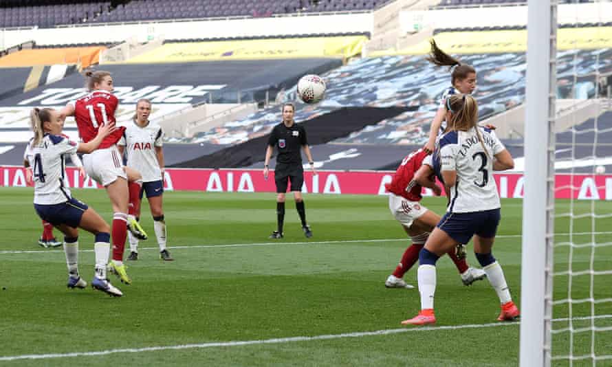 Vivianne Miedema scores Arsenal’s second goal in Saturday’s 3-0 victory over Tottenham.