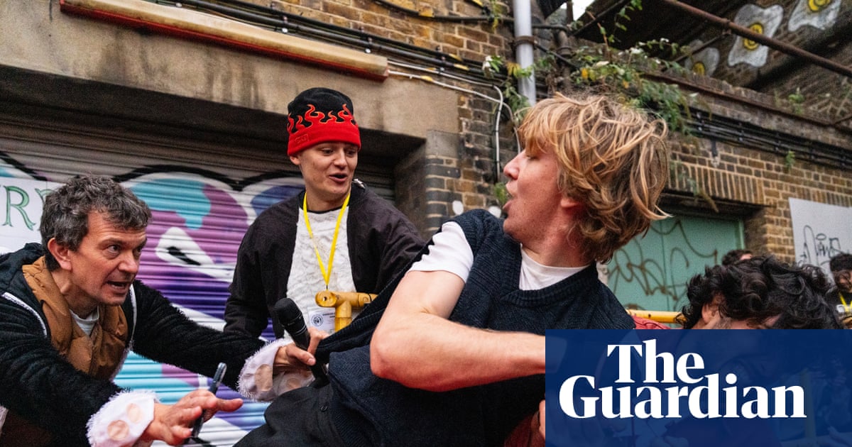 ‘Cheating is encouraged’: nut crackers at Peckham’s Conker Championships ...