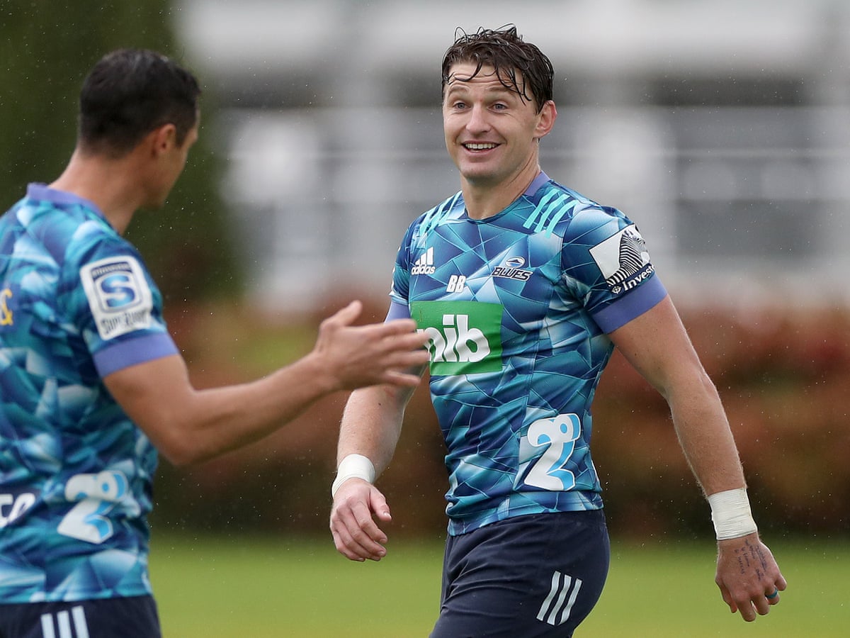 A Huge Deal New Zealand S Rugby Starved Fans Prepare To Head En Masse To Stadiums Super Rugby The Guardian