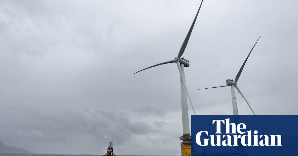 Shell and Scottish Power submit plans for floating offshore windfarms