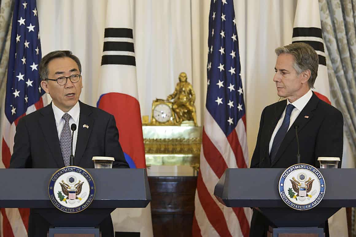 Antony Blinken turns to look at Cho Tae-yul as the South Korean minister speaks