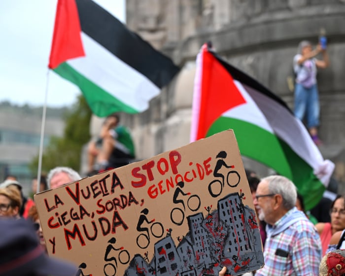 No Vuelta stage 11 winner as pro-Palestinian protesters cause chaos in Bilbao