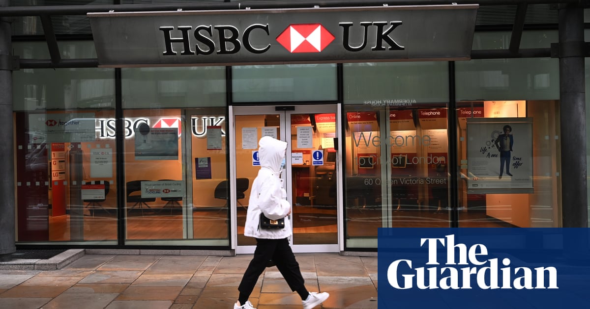 Bank branches still vital as squeezed UK households seek cash and advice