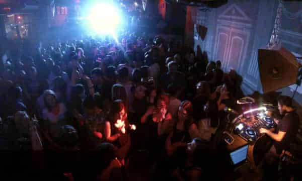 10 Of The Best Clubs In Paris Chosen By The Experts Travel