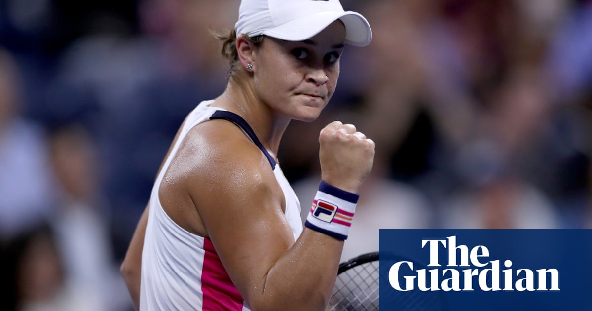 Ash Barty evades potential banana skin in Lauren Davis to reach US Open third round