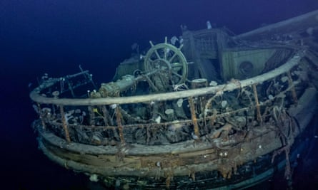 The deck of the wrecked Endurance.