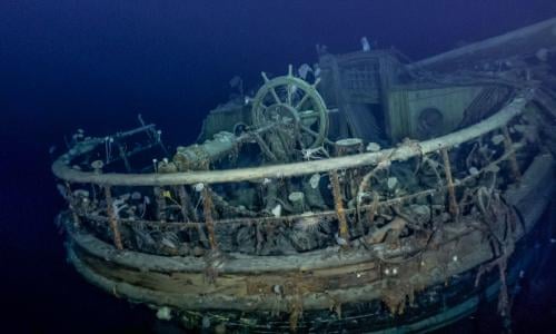 Search Begins For Ernest Shackleton S Wrecked Ship Off Antarctica Antarctica The Guardian Search Begins For Ernest Shackleton S Wrecked Ship Off Antarctica Antarctica The Guardian
