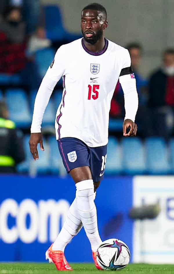 Fikayo Tomori bermain untuk Inggris di Andorra Oktober lalu.