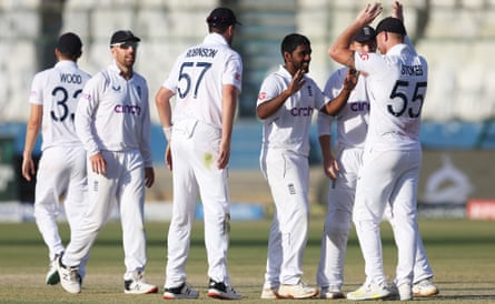 Ben Stokes congratulates Rehan Ahmed after the leg-spinner takes the wicket of Agha Salman.
