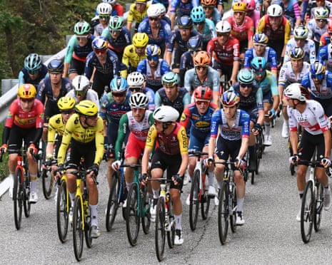 Riders in the Giro di Lombardia