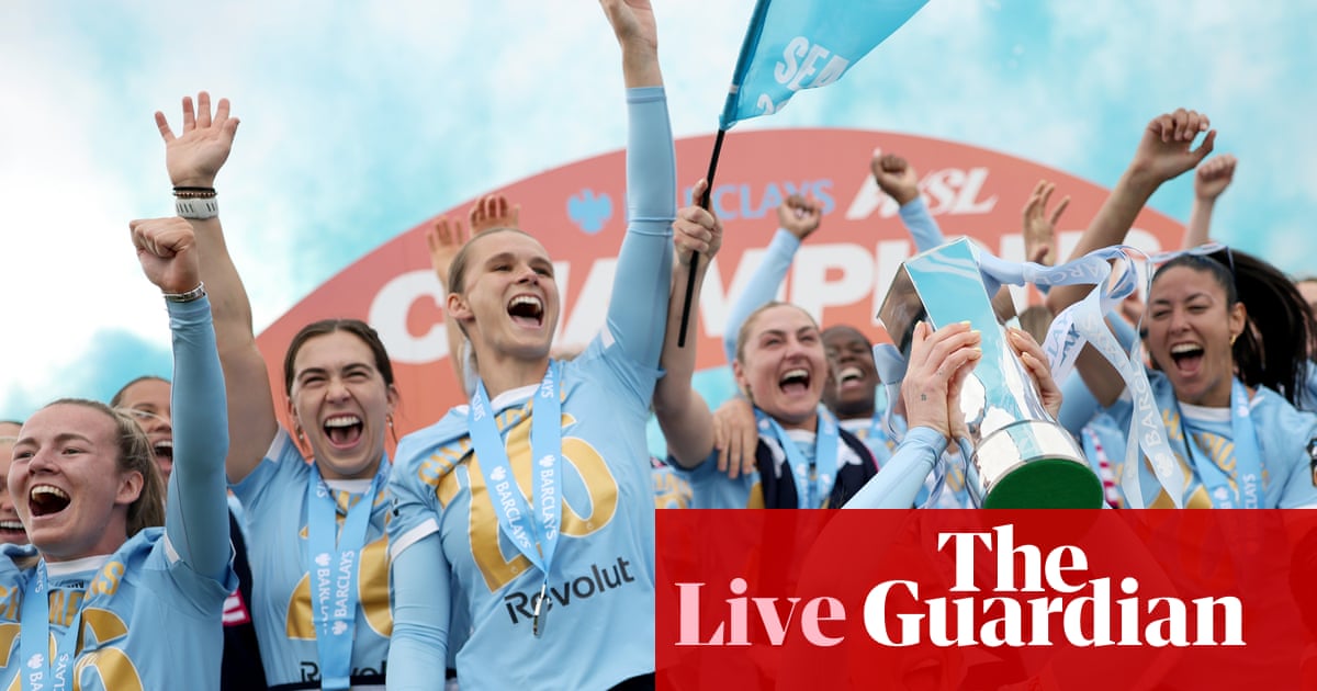 Liverpool v Arsenal, Chelsea v Manchester United, Manchester City celebrations: WSL final day – live