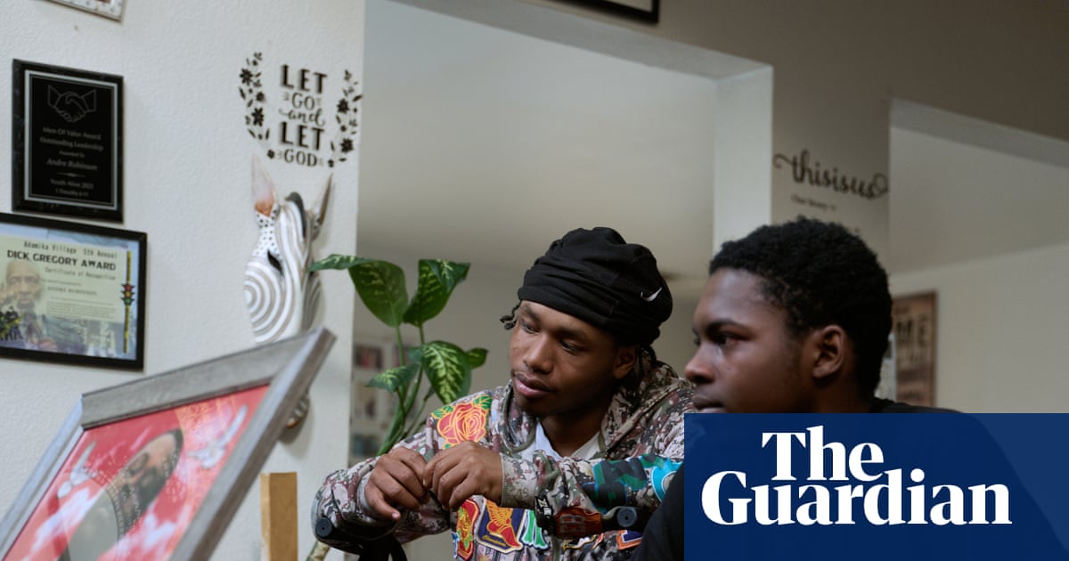 ‘When my brother died, it separated us’: the grief and trauma pulling apart siblings of homicide