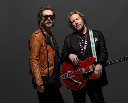 Chris and Rich Robinson of The Black Crowes.