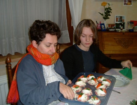 Justine’s mother (her grandma’s daughter-in-law), Marie-Anne Schelstraete, and her older sister, Clarisse Vandendorpe making the dish.