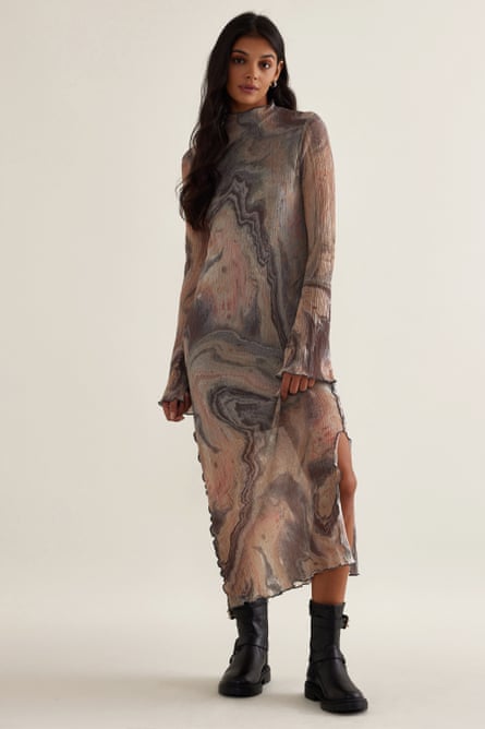 Mila Plisse Long-Sleeve Mesh Midi Dress £75.00 anthropologie