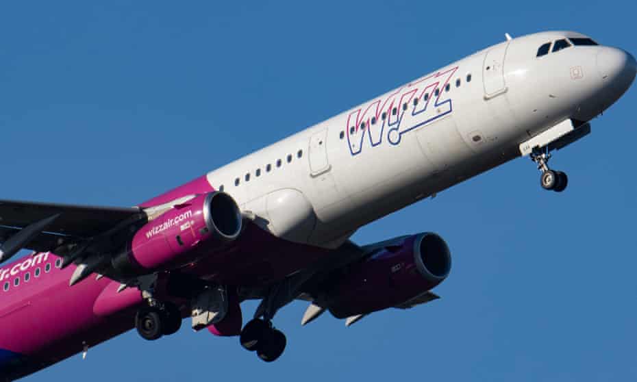 Wizz Air Airbus A321 departing from Eindhoven, Netherlands, in November 2021