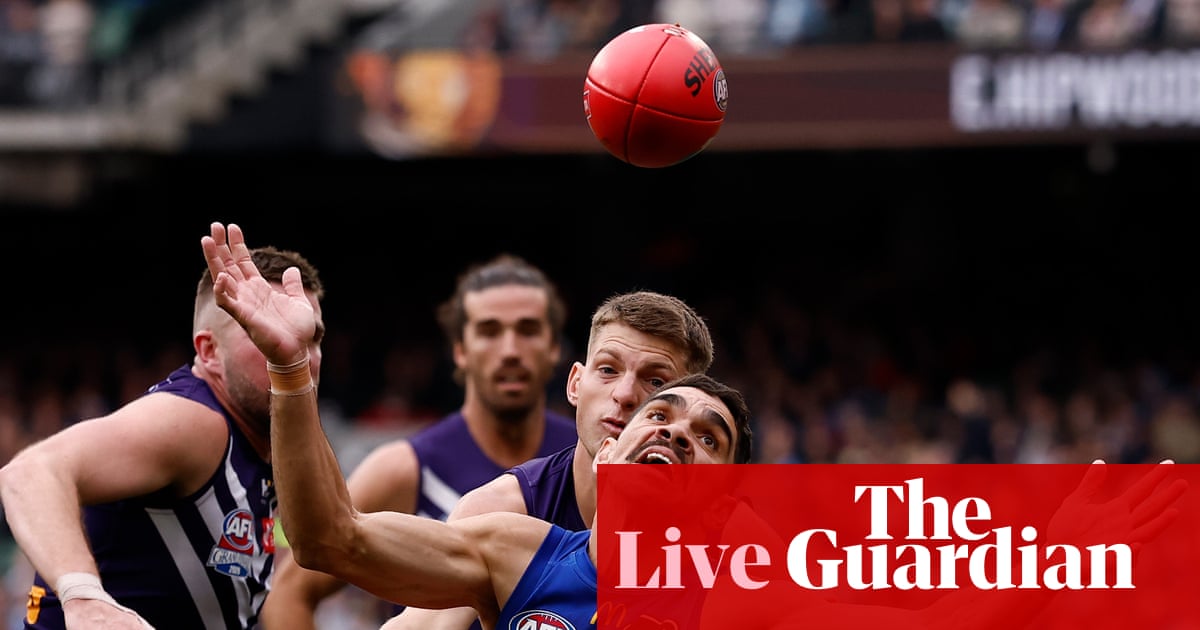 AFL Grand Final action between Fremantle Dockers and Brisbane Lions