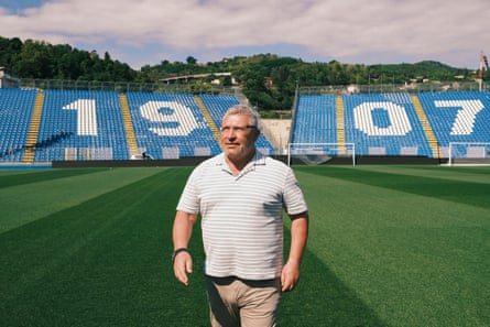 Osian Roberts, Como’s head of development, at the Stadio Giuseppe Sinigaglia