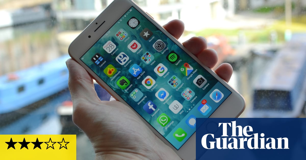 iPhone 8 Plus review: still massive – but not in a good way