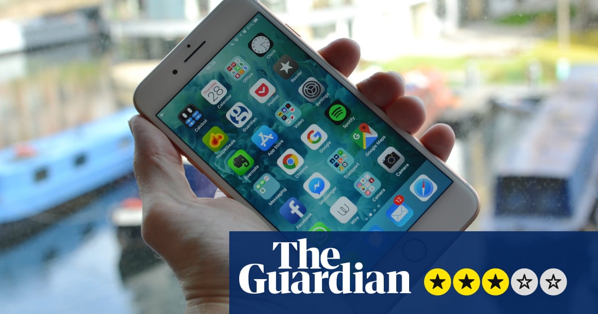 iPhone 8 Plus review: still massive – but not in a good way