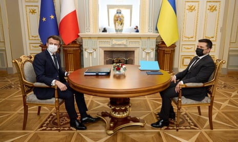 Emmanuel Macron and Volodymyr Zelenskiy