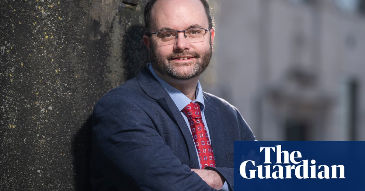 Police admit arrest of anti-monarchy heckler in Oxford was unlawful