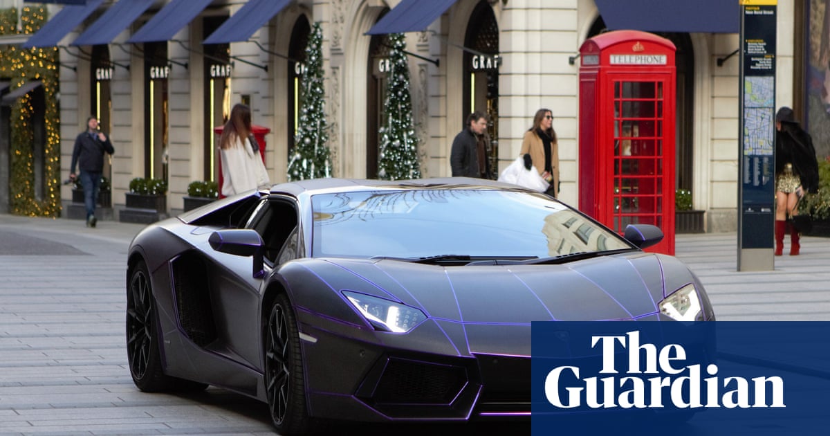pix Supercars For Sale Uk wealthy people in uk still driven to