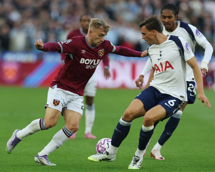 West Ham v Tottenham: Premier League – live