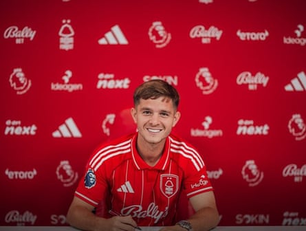 James McAtee signs for Nottingham Forest