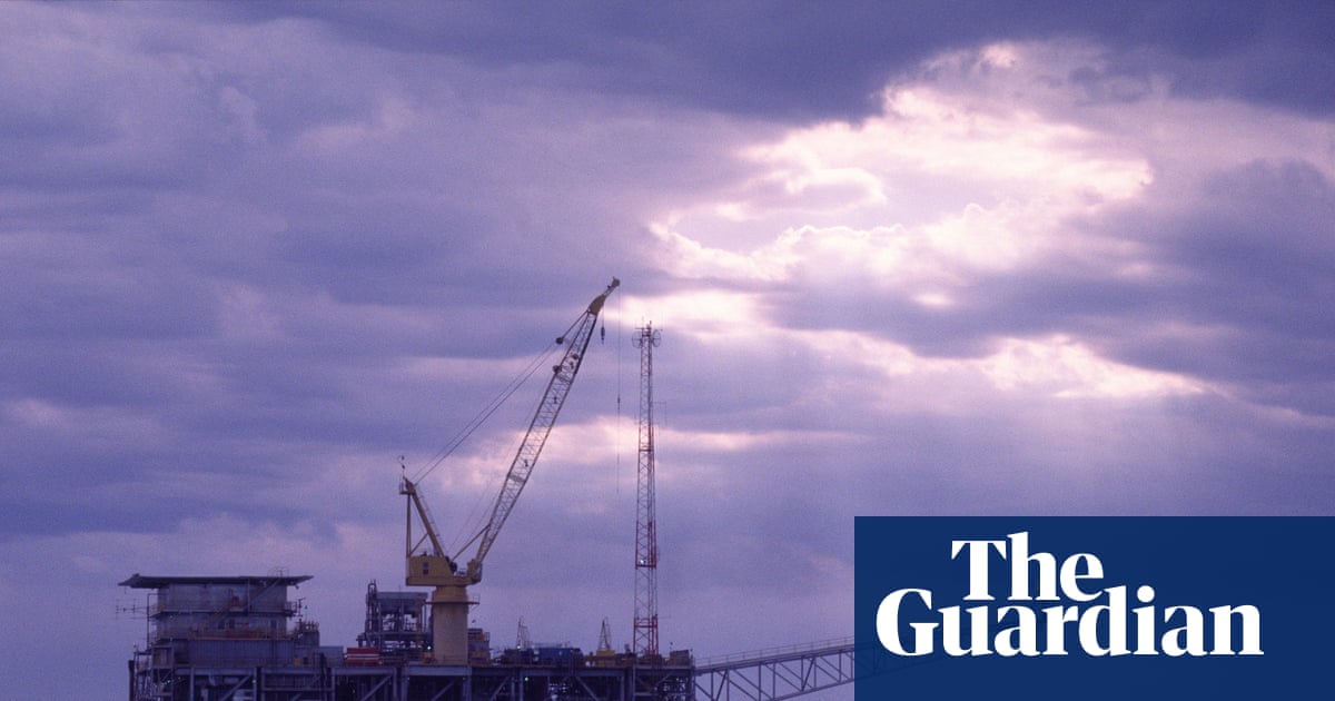 ‘It’s fired people up’: support grows, including within Labor, for new gas tax to curb wartime profits