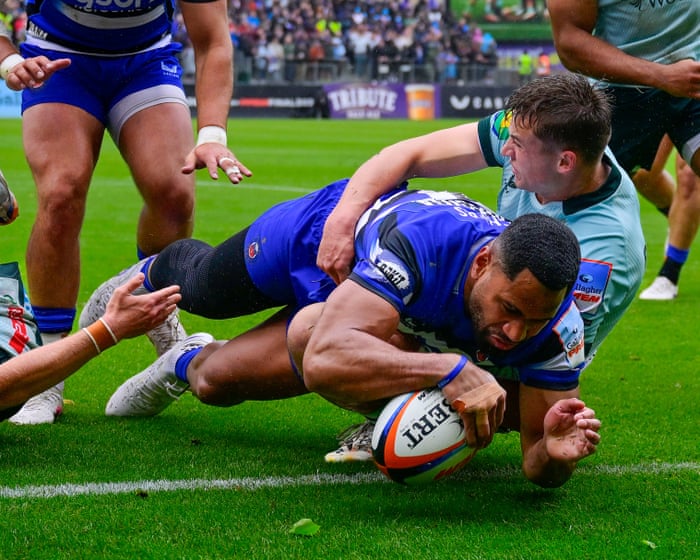 Du Toit hat-trick secures Bath home semi-final after two-point win against Leicester