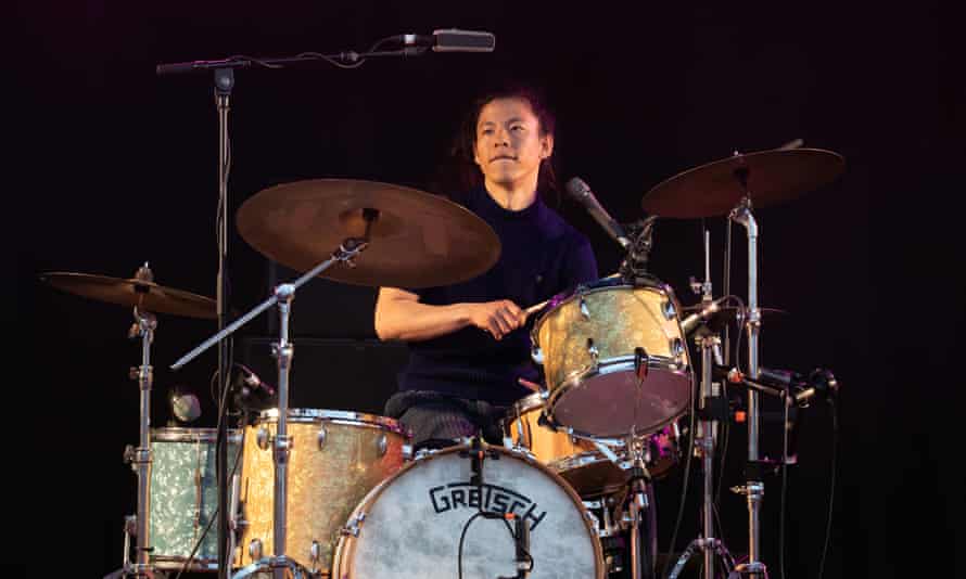 Frontman and drummer Go Kurosawa.