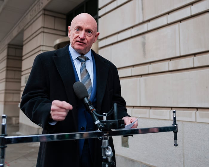 US judge blocks Hegseth’s bid to punish Mark Kelly over ‘illegal orders’ video