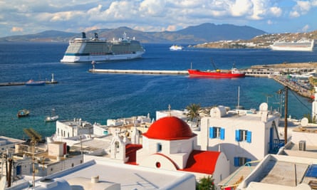 A cruise ship docks at Mykonos.