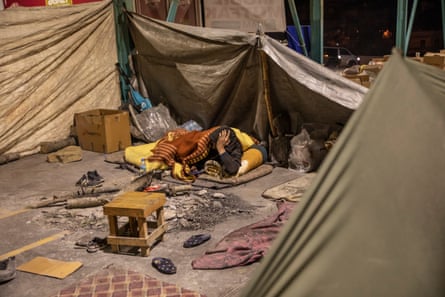 People displaced by the earthquake in a makeshift tent city near İskenderun.