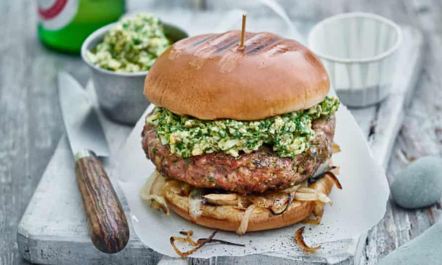 Pork burger with sauce gribiche and burnt onions.