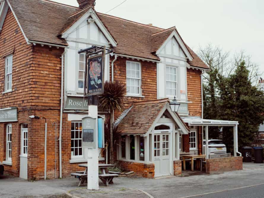 The Rose in Bloom stands high above the shoreline, on the western side of Whitstable.