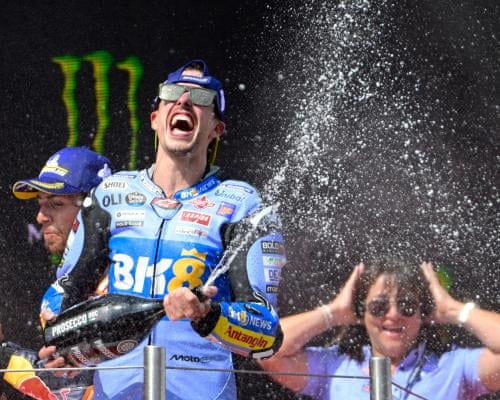 Alex Márquez wins Catalan Grand Prix to end brother's unbeaten run in Moto GP | MotoGP | The Guardian