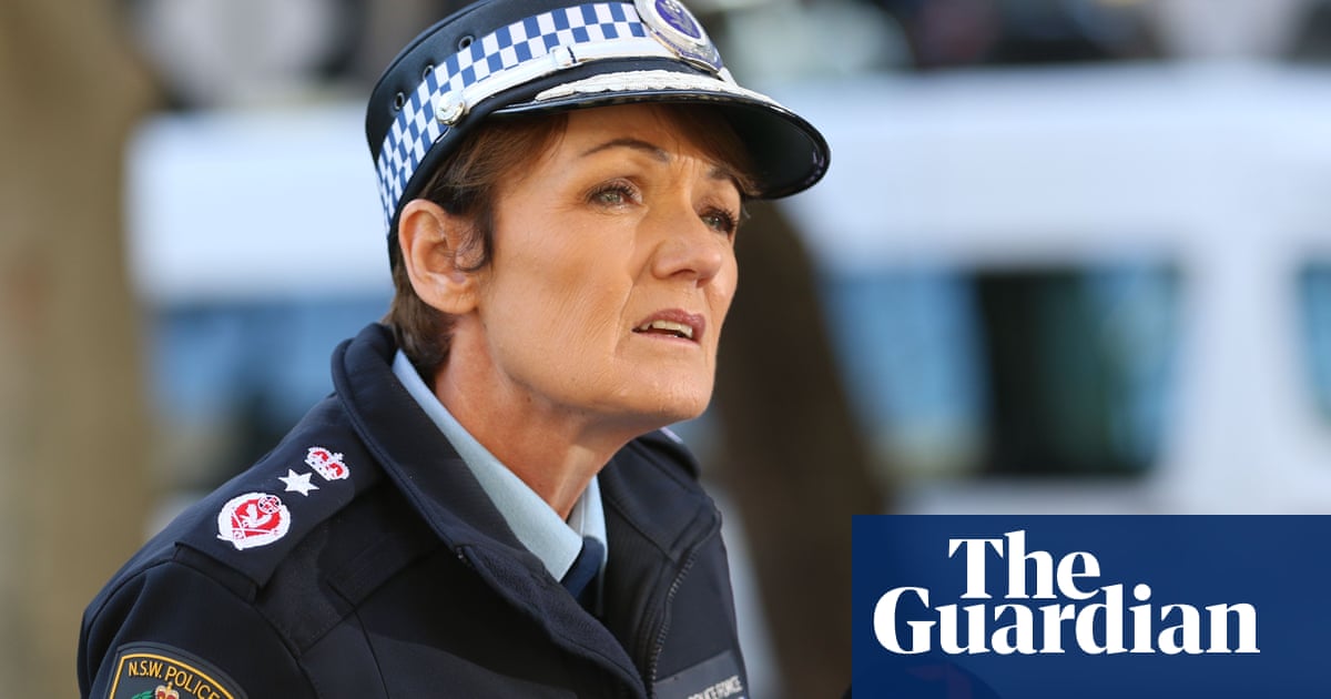 NSW police commissioner backflips on appointment of Steve Jackson as new media adviser | Australian police and policing