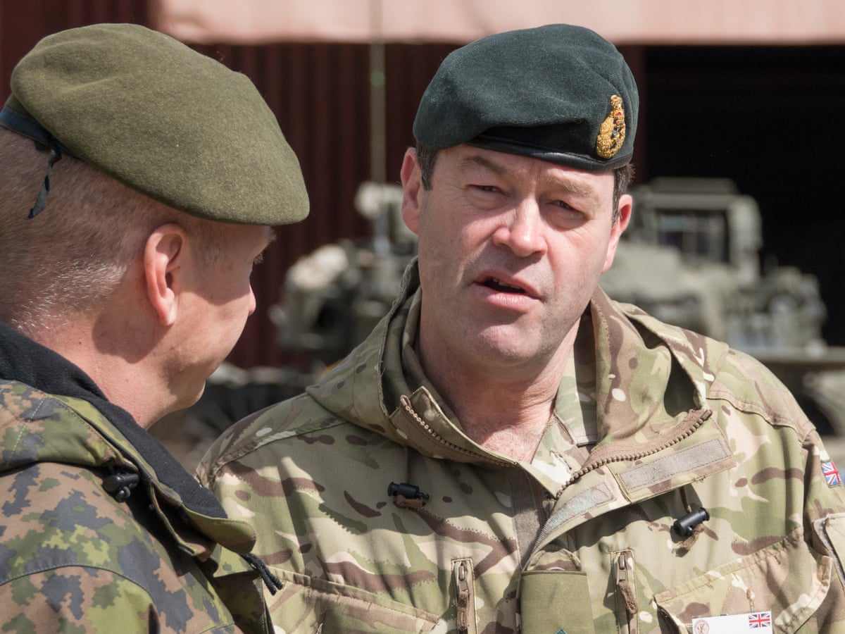 Arsenal cavar Oscuro Head of British army could quit in row over further cuts | Military | The  Guardian