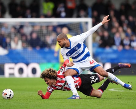 Jonathan Varane gets the better of Sheffield United’s Tahith Chong